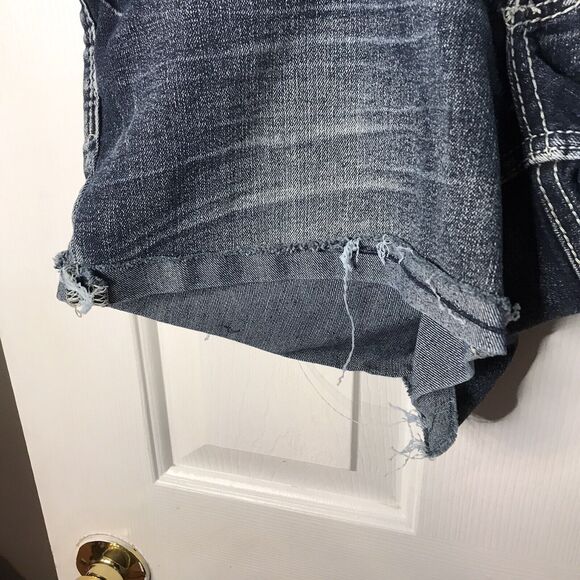 Reign Woman 14 Shorts Used 3 Button Has Some Flaws - Picture 2 of 6